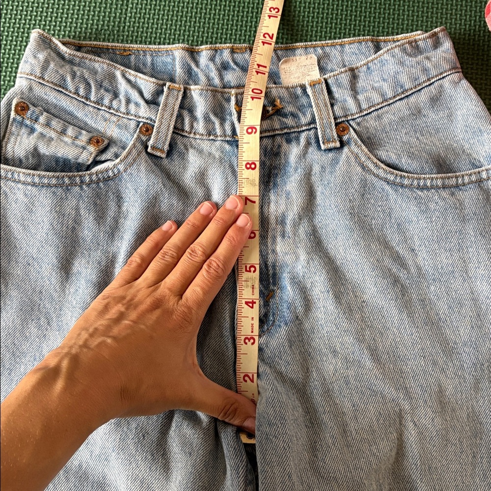 VTG 512 Straight Leg Levi’s Light Blue High-Waist Jeans Size 25 Waist - Picture 8 of 13